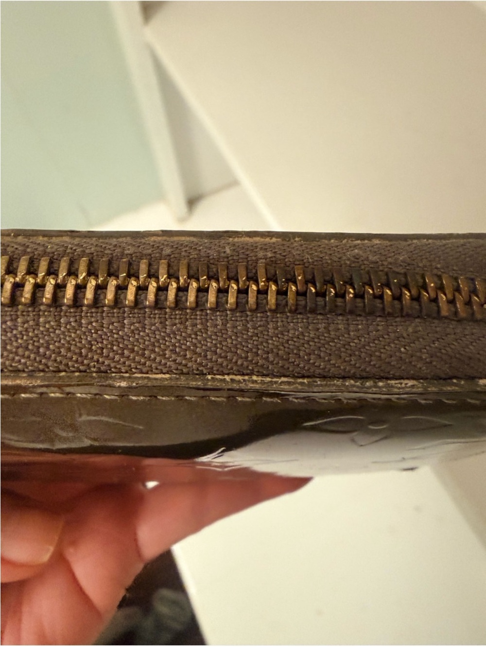 Louis Vuitton Vernis Zippy Wallet Vert Bronze Metallic Gold Monogram